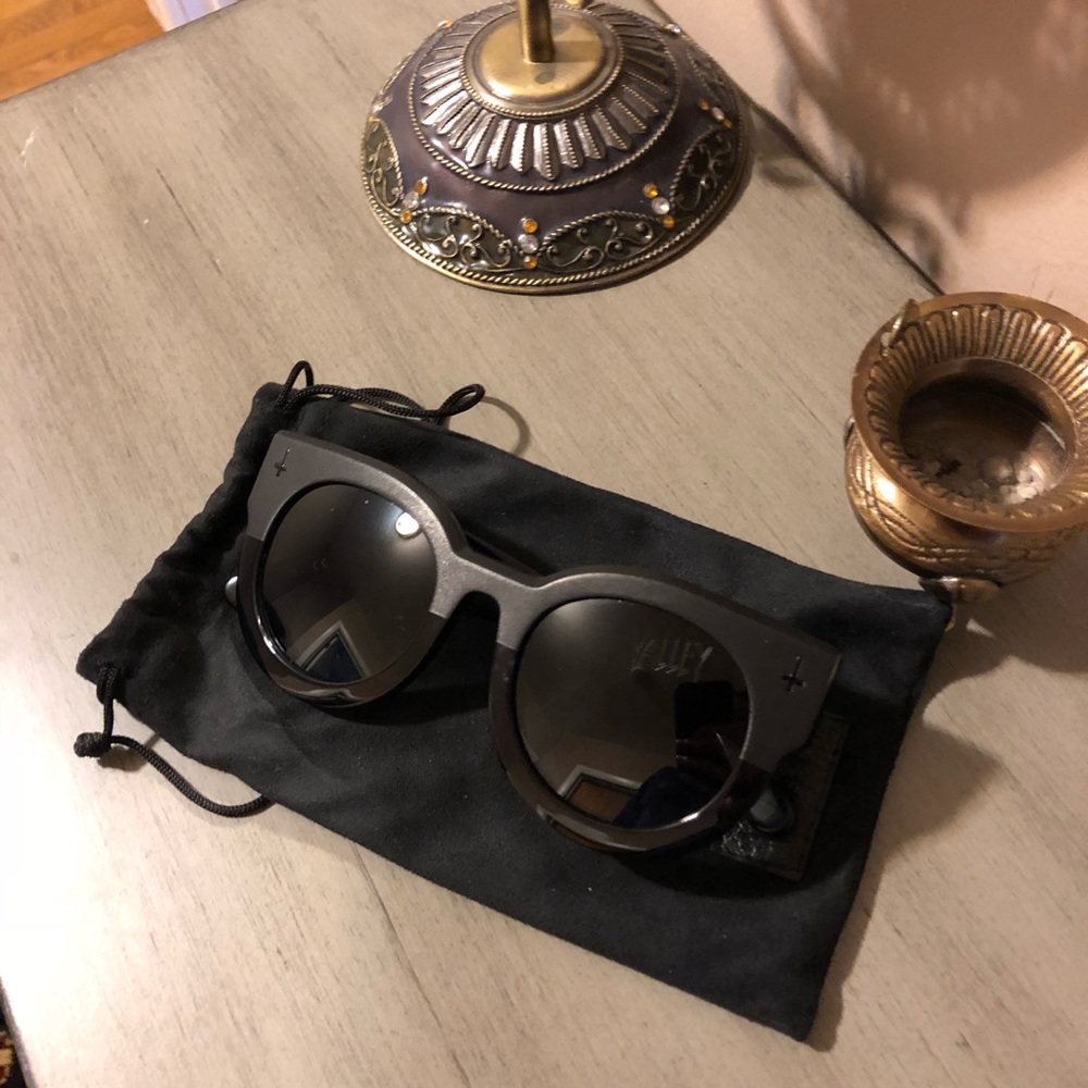 Valley eyewear A Dead Coffin Club sunglasses